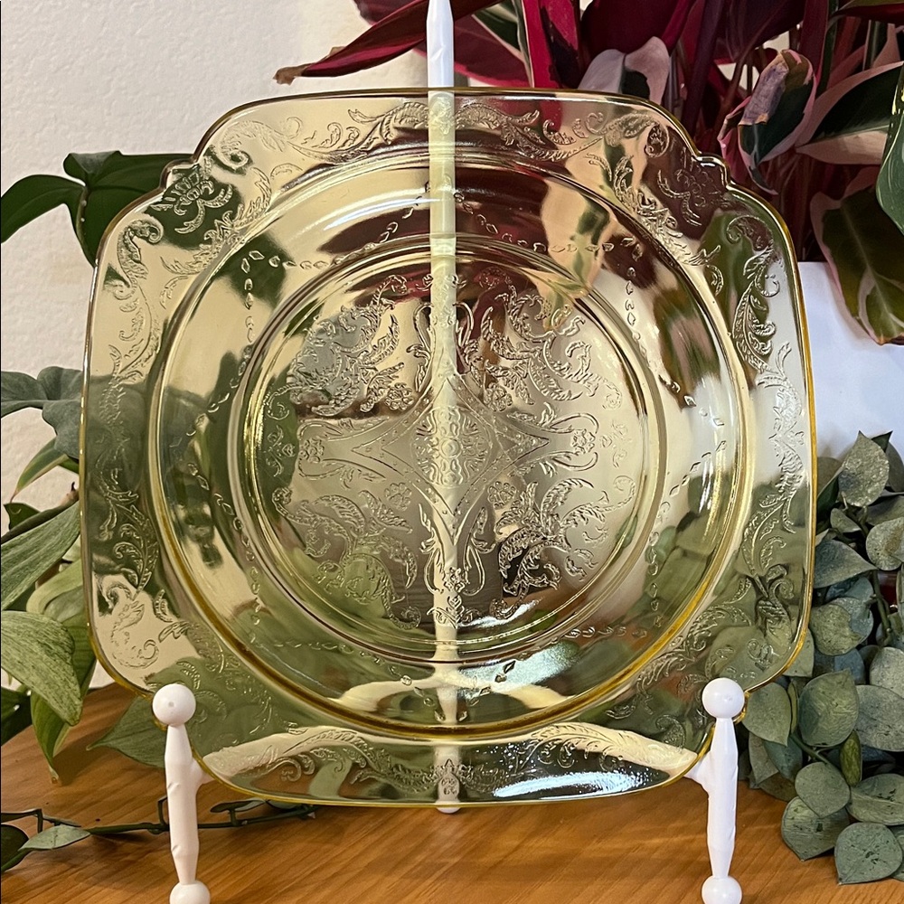 Federal Glass Madrid Amber Depression Glass Plate 1932-1939 EUC